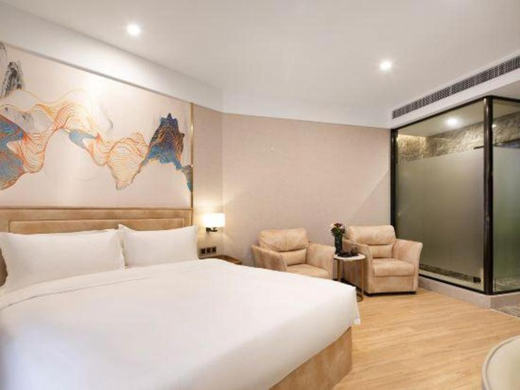 Hotel Hongqiao Pujue International Zhongshan Park Metro Station 4*